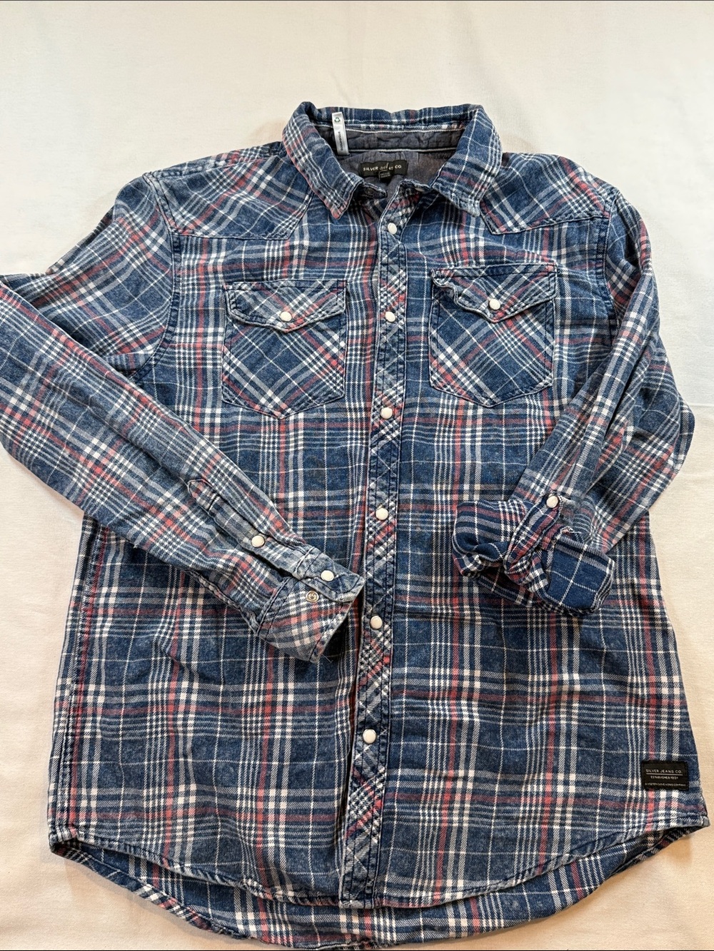 Silver Jeans Co Plaid Flannel Western Style Pearl Snap Double Pocket Navy Red M